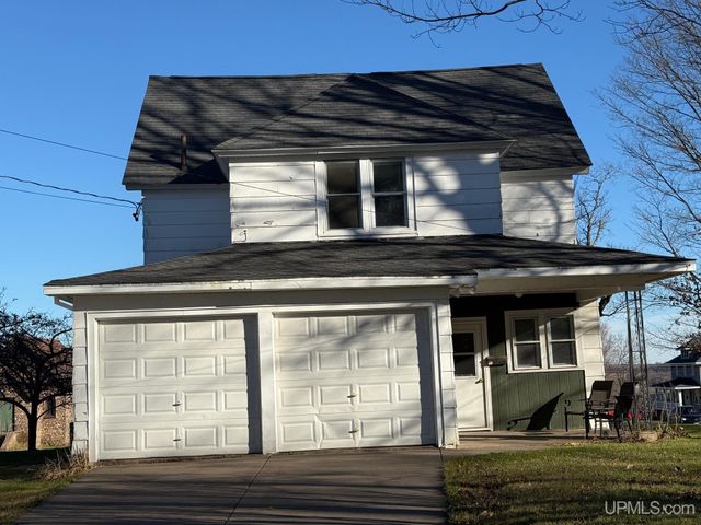 118 S Fifth Street, Crystal Falls, MI 49920