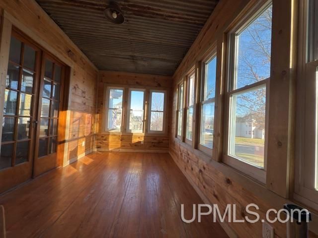 118 S Fifth Street, Crystal Falls, MI 49920