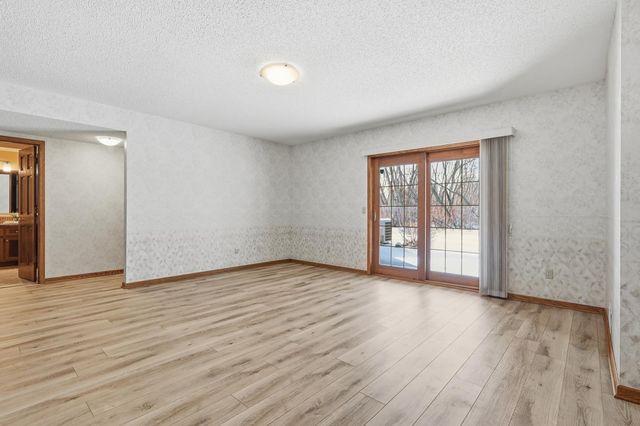 18131 Judicial Way S, Lakeville, MN 55044