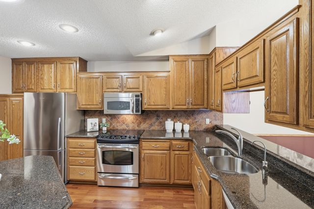 18131 Judicial Way S, Lakeville, MN 55044