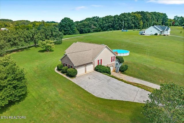 105 County Road 7130, Athens, TN 37303