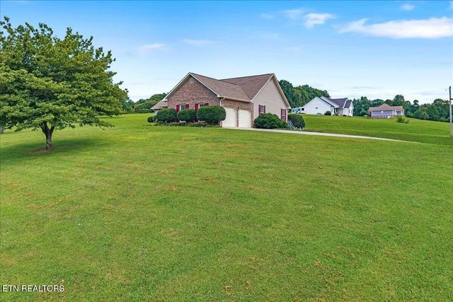 105 County Road 7130, Athens, TN 37303
