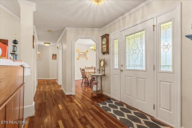 105 County Road 7130, Athens, TN 37303