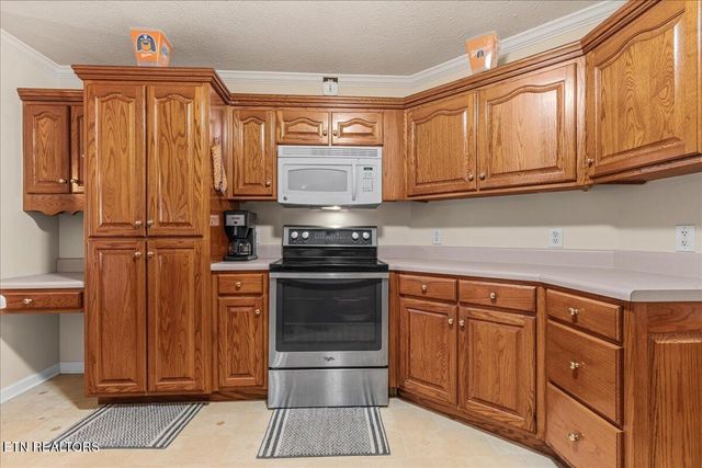 105 County Road 7130, Athens, TN 37303