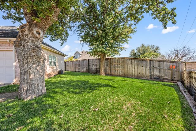 7804 Baywood Court, North Richland Hills, TX 76182
