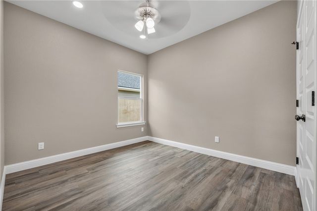 905A West Virginia Street, Navasota, TX 77868
