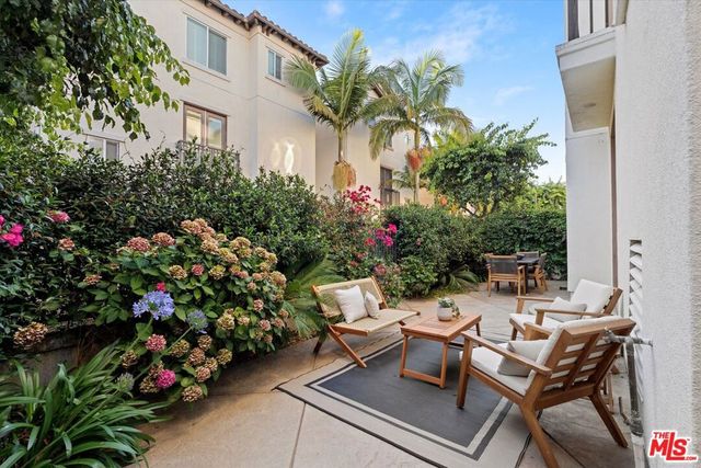 5743 Dawn, Playa Vista, CA 90094