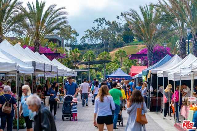 5743 Dawn, Playa Vista, CA 90094