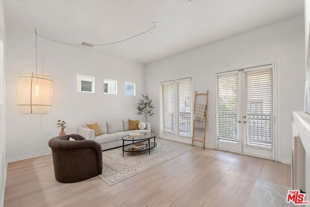 5743 Dawn, Playa Vista, CA 90094