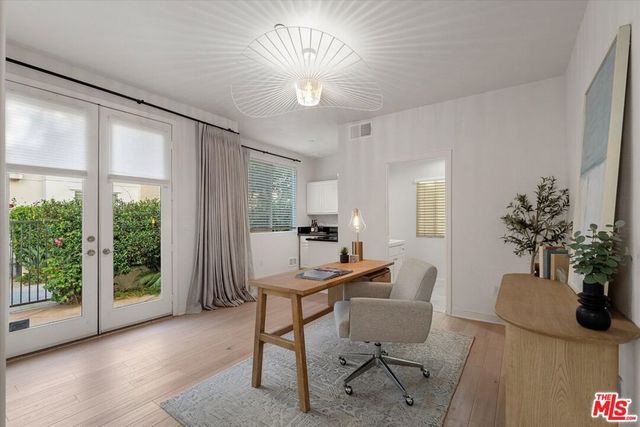 5743 Dawn, Playa Vista, CA 90094