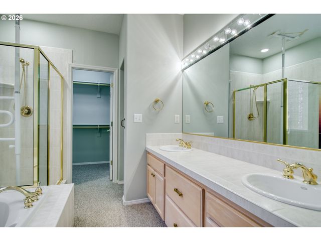 34827 WESTBORO Way, St Helens, OR 97051