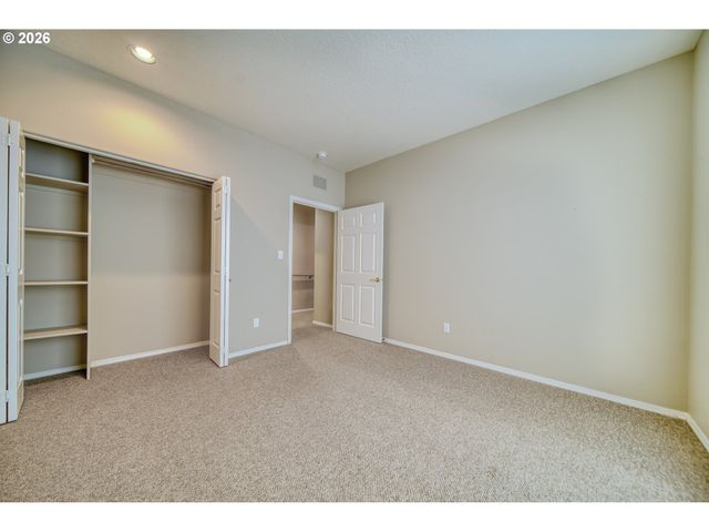 34827 WESTBORO Way, St Helens, OR 97051