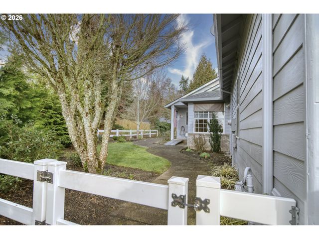 34827 WESTBORO Way, St Helens, OR 97051