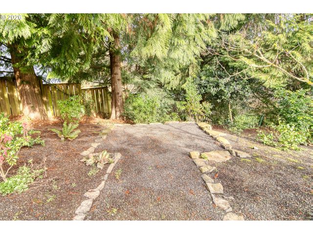 34827 WESTBORO Way, St Helens, OR 97051
