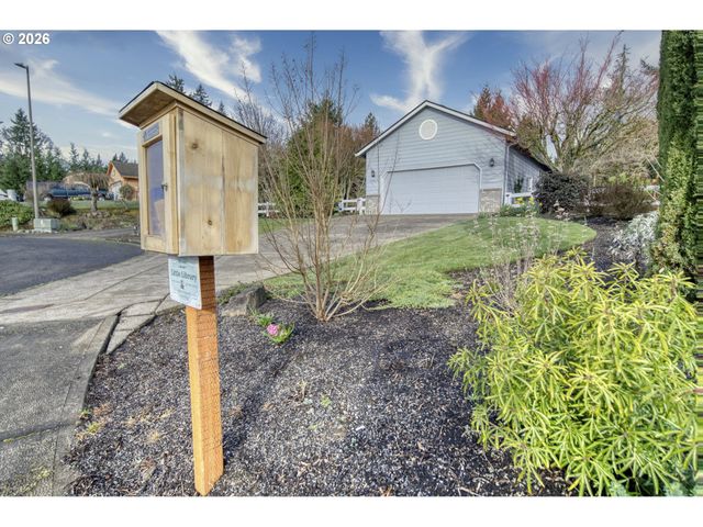 34827 WESTBORO Way, St Helens, OR 97051