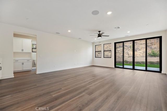 1019 N STALEY LANE, Los Angeles, CA 90042