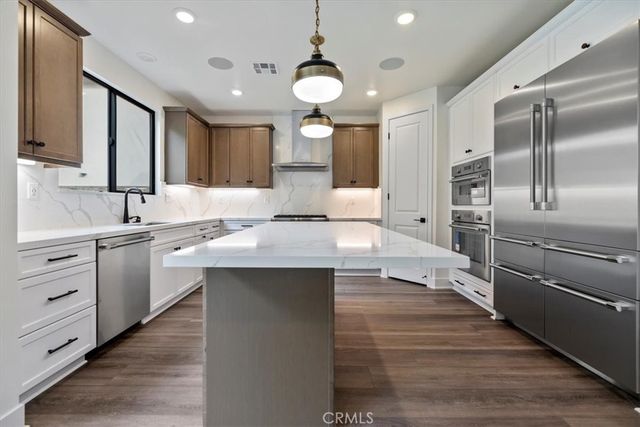 1019 N STALEY LANE, Los Angeles, CA 90042