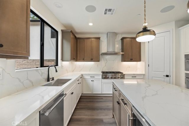 1019 N STALEY LANE, Los Angeles, CA 90042