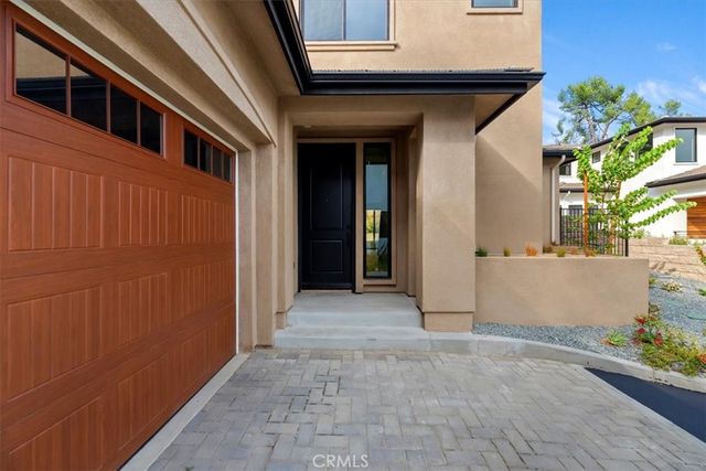 1019 N STALEY LANE, Los Angeles, CA 90042