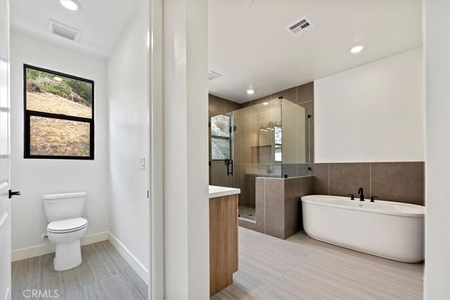 1019 N STALEY LANE, Los Angeles, CA 90042