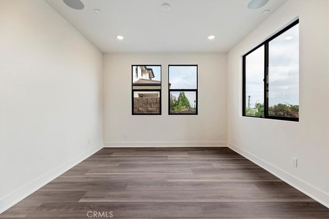 1019 N STALEY LANE, Los Angeles, CA 90042