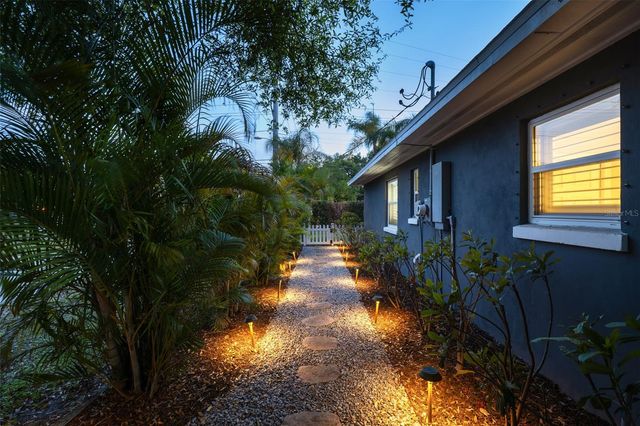 3301 W BALLAST POINT BOULEVARD, Tampa, FL 33611