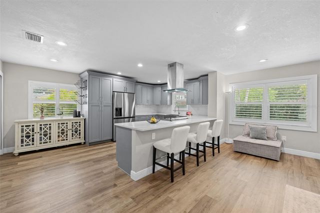 3301 W BALLAST POINT BOULEVARD, Tampa, FL 33611