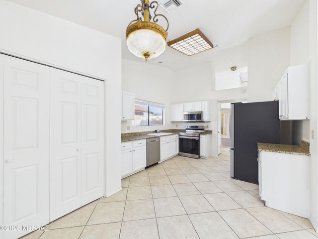 4644 W Lessing Lane, Tucson, AZ 85742