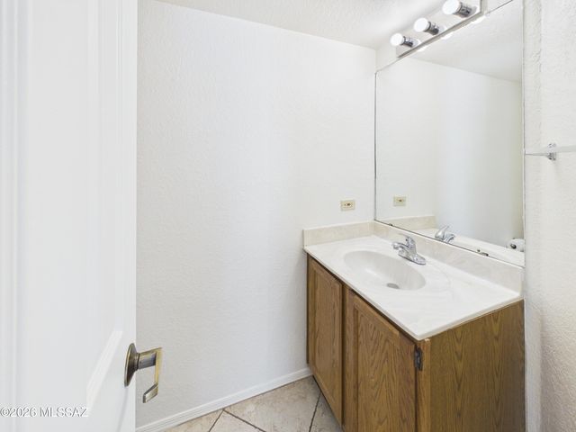 4644 W Lessing Lane, Tucson, AZ 85742