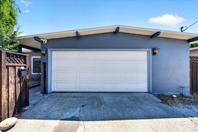 1111 Marionola Way, Pinole, CA 94564