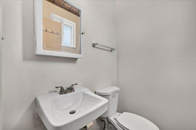 1111 Marionola Way, Pinole, CA 94564