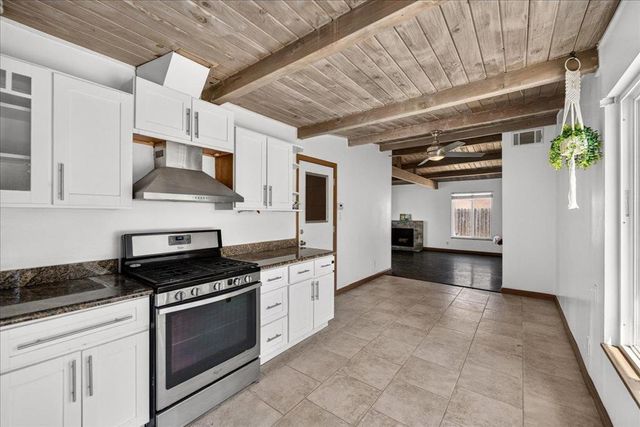 1111 Marionola Way, Pinole, CA 94564