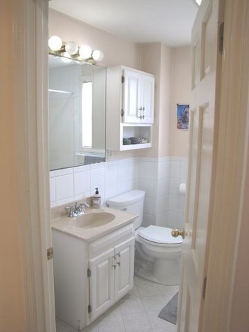 41 Cameron Ave 1, Somerville, MA 02144