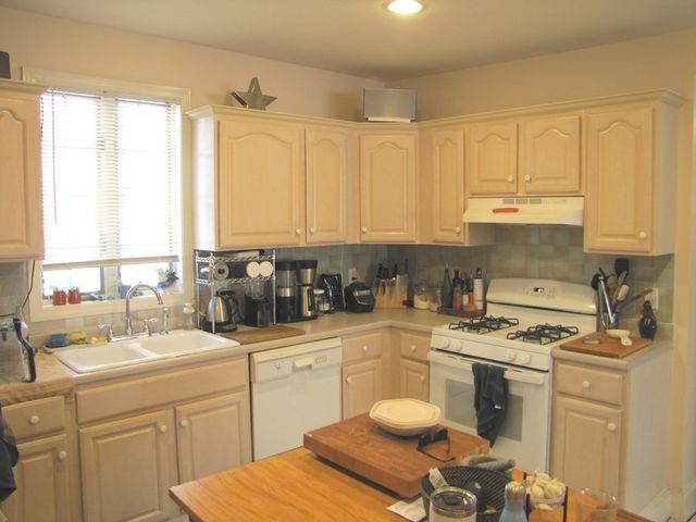 41 Cameron Ave 1, Somerville, MA 02144