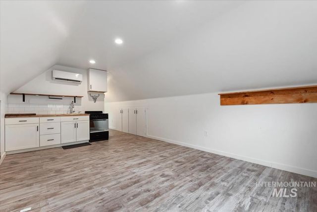 1155 N Ballantyne, Eagle, ID 83616