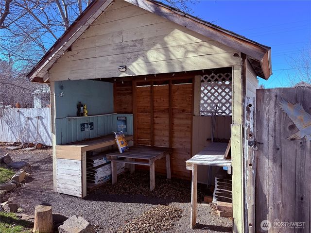 514 S Division Street, Odessa, WA 99159