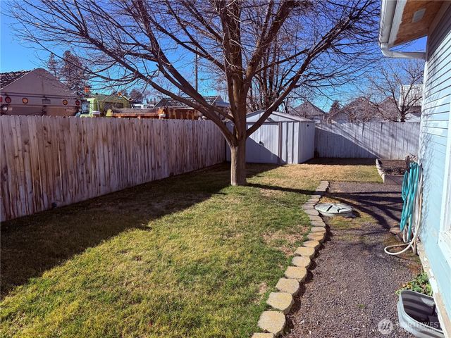 514 S Division Street, Odessa, WA 99159