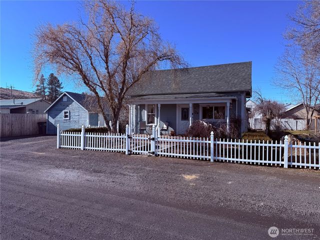 514 S Division Street, Odessa, WA 99159