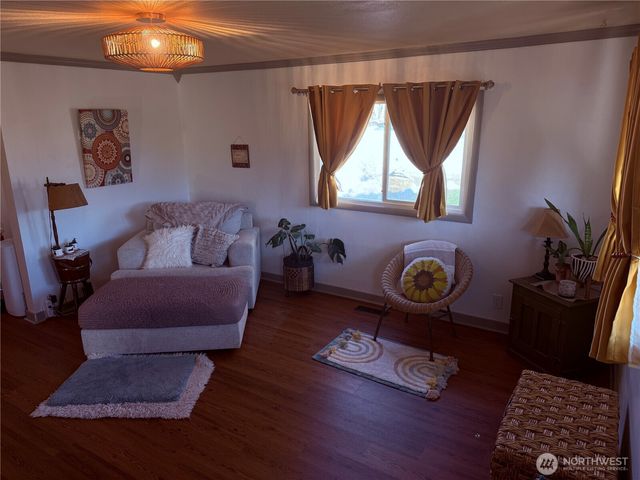 514 S Division Street, Odessa, WA 99159