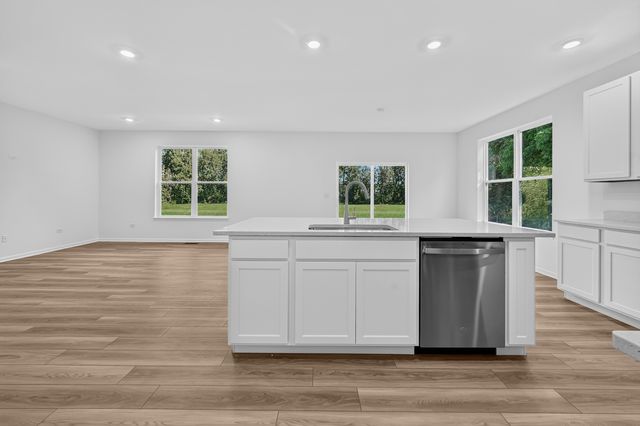 420 Rockwell Road, Aurora, IL 60506