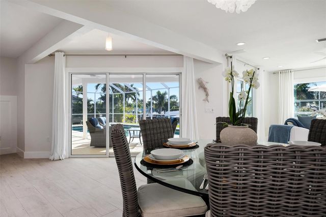 616 FOXWORTH LANE, Holmes Beach, FL 34217