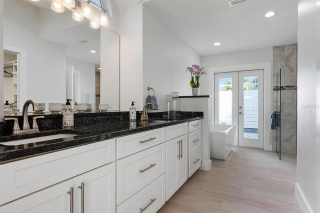 616 FOXWORTH LANE, Holmes Beach, FL 34217