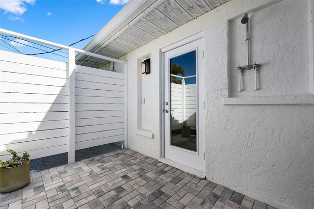 616 FOXWORTH LANE, Holmes Beach, FL 34217