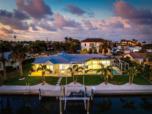 616 FOXWORTH LANE, Holmes Beach, FL 34217