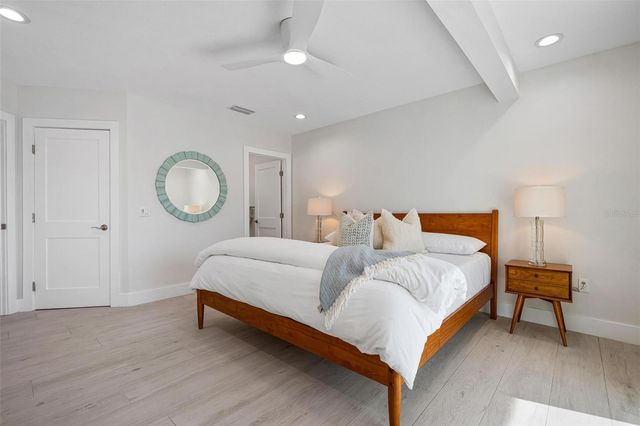 616 FOXWORTH LANE, Holmes Beach, FL 34217