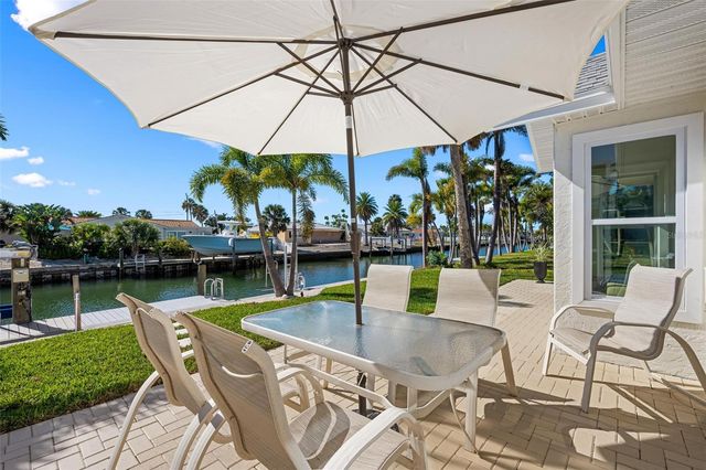 616 FOXWORTH LANE, Holmes Beach, FL 34217