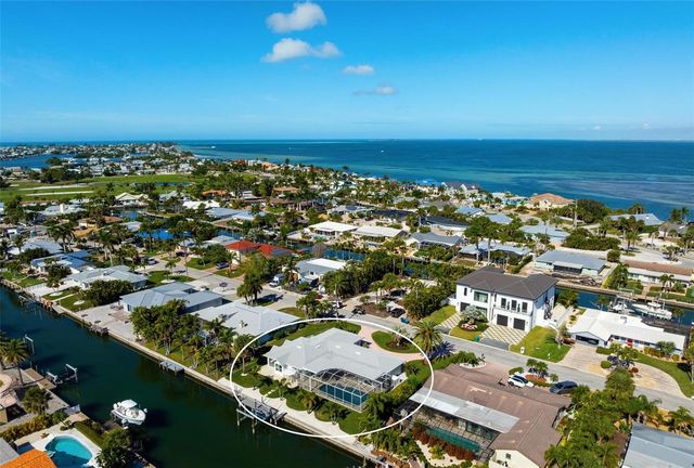 616 FOXWORTH LANE, Holmes Beach, FL 34217