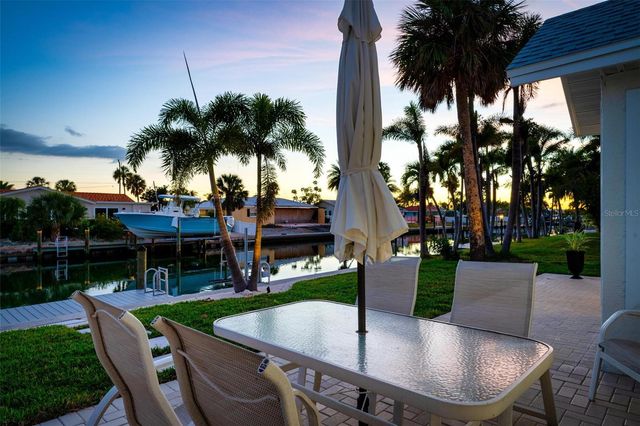 616 FOXWORTH LANE, Holmes Beach, FL 34217