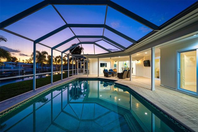 616 FOXWORTH LANE, Holmes Beach, FL 34217