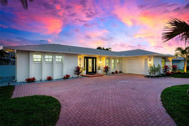 616 FOXWORTH LANE, Holmes Beach, FL 34217